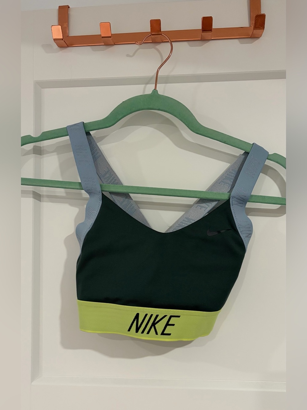 Nike Dri-FIT Colourblock Sports Bra 💚💛